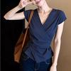 French-style V-neck Short-sleeve Shirt for Women, New Summer Waist-cinching Design, Niche, High-end Cropped Top