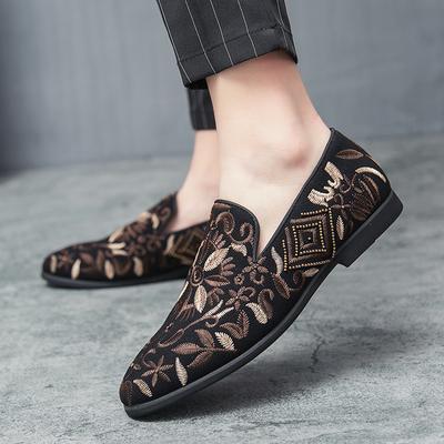 Men's Handmade Embroidered Loafers Fashion Has a Unique Style Daily Office Outdoor Leisure Party Adult Walking Elegant Shoes