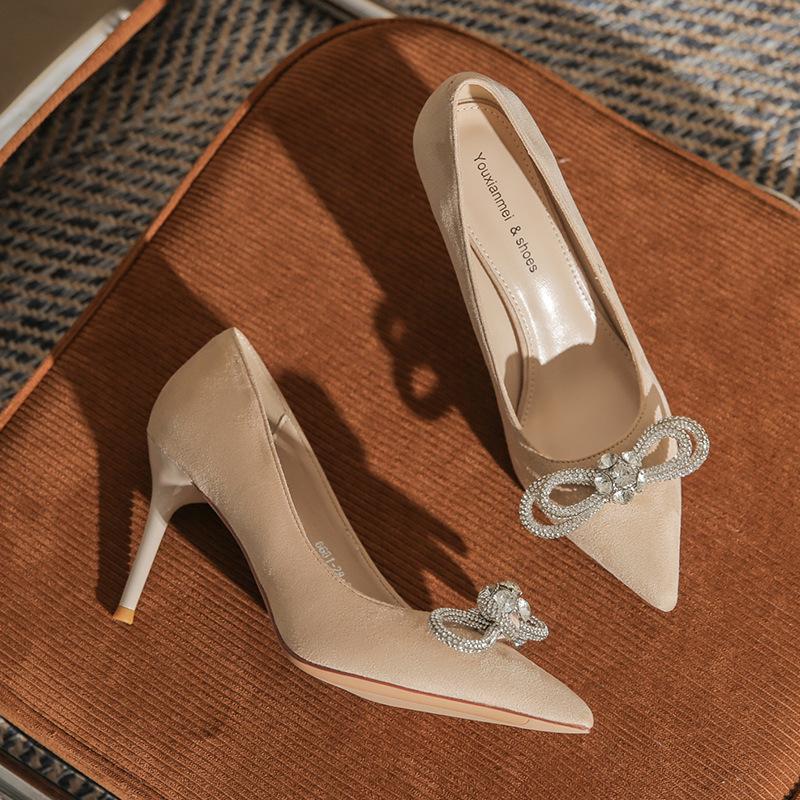 

Rhinestone high heels new suede bow temperament pointed stiletto single shoes 40 абрикосовий