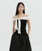 LUCIR ZU Ribbon Off-Shoulder Knit (Black)