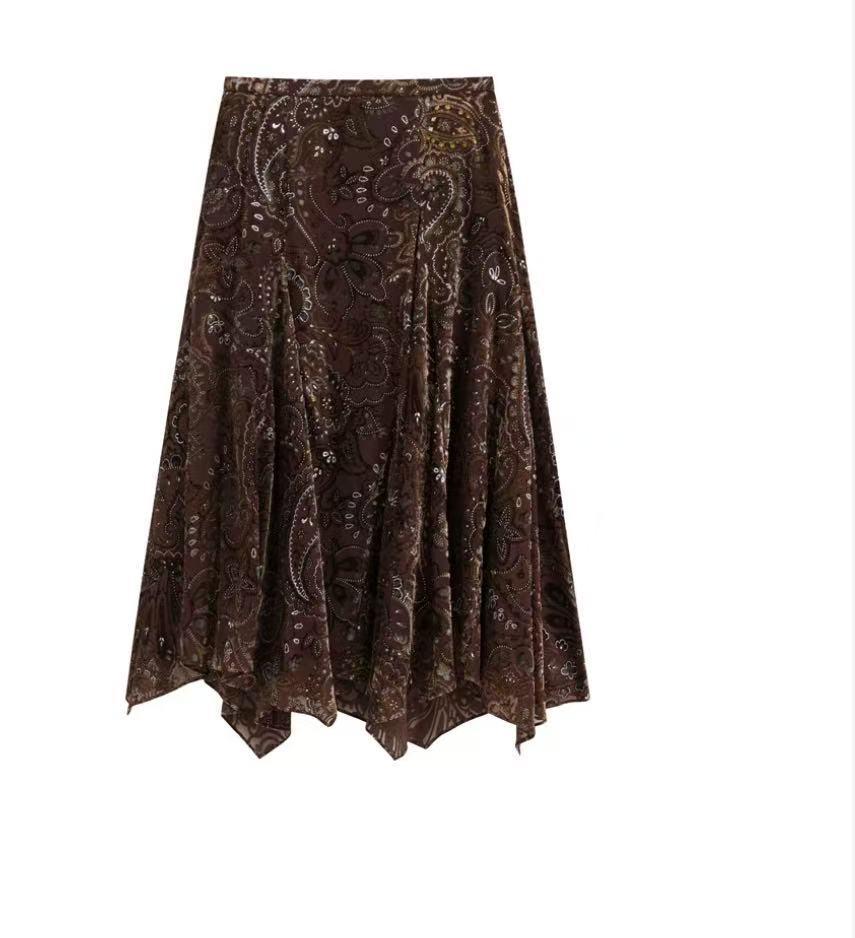 IC Designer Spring 2026 Irregular Flocking Jacquard Midi Skirt L