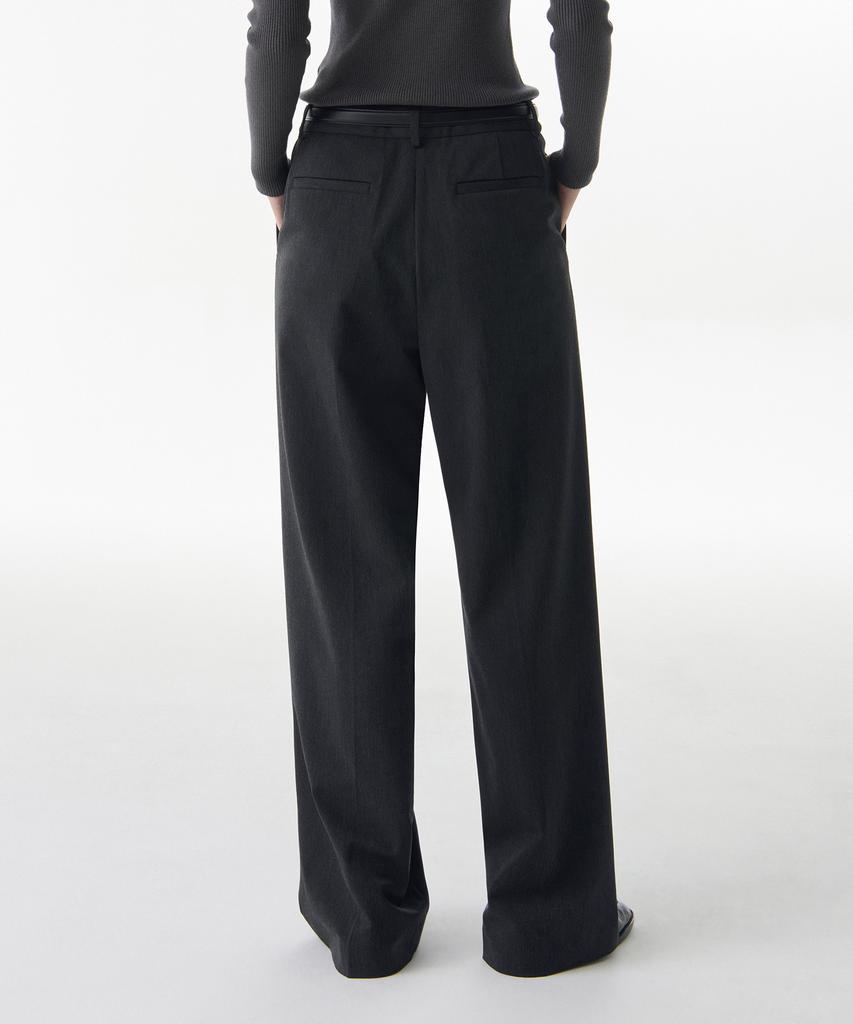 MUSINSA STANDARD WOMAN Women'S Low-Waist Deep Tuck Wide Hidden Elastic Waist Slacks [Charcoal Gray]