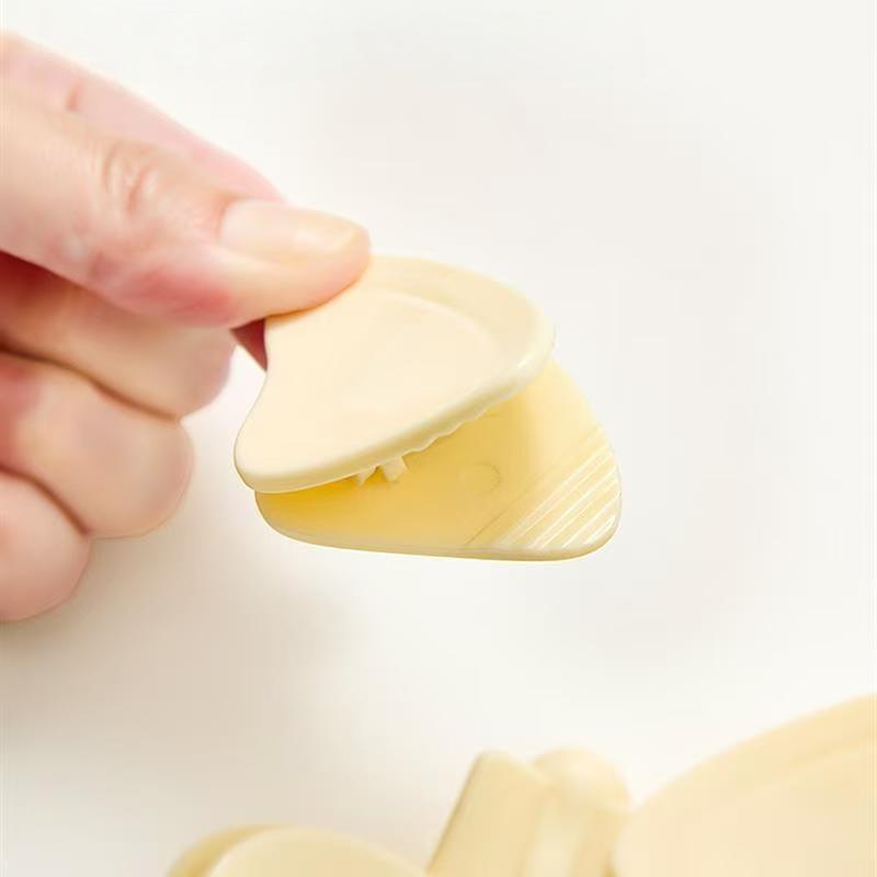 Magnetic Food Storage Clips - Cute Butterfly Design, Durable Plastic, Easy-to-Use for Kitchen & Fridge Organization