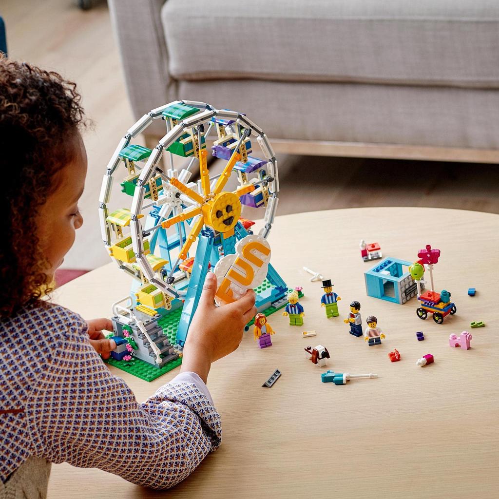 LEGO Creator Ferris Wheel 31119, a Toy Block Gift for Boys and Girls Ages 9 and Up.