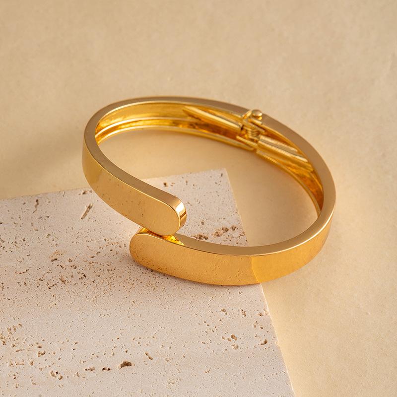 Серьги Обнимашки Браслет Минималистичный Холодный Стиль Неправильная Форма Личность Крутой Глянцевый Открытый Браслет