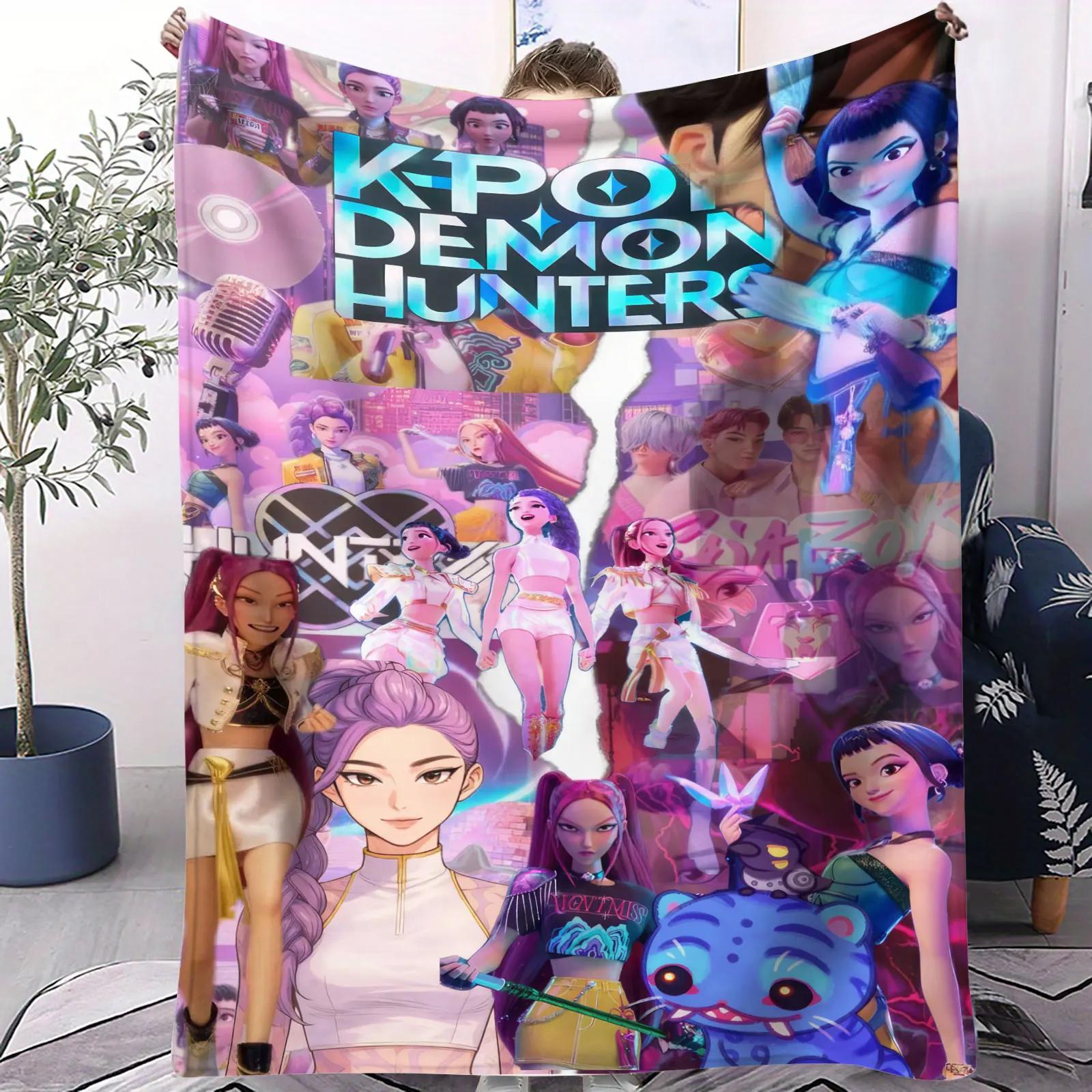 

K-POP Demon Hunters Huntrix Girls Flannel Blanket Gradient Color Star Print Soft Warm Plush Throw for Fans Bed Couch Home Decor 70x100cm(28x40inch)