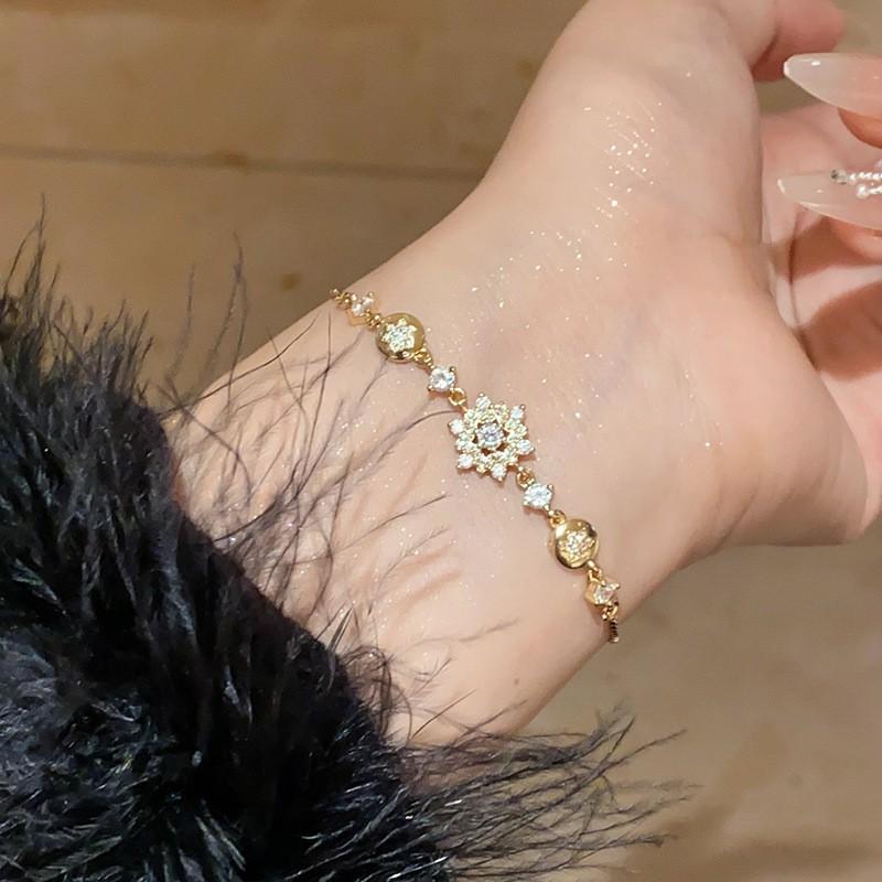 Adjustable Floral Zircon Crystal Bracelet Women Gold Tone Delicate Handcrafted Jewelry Accessory