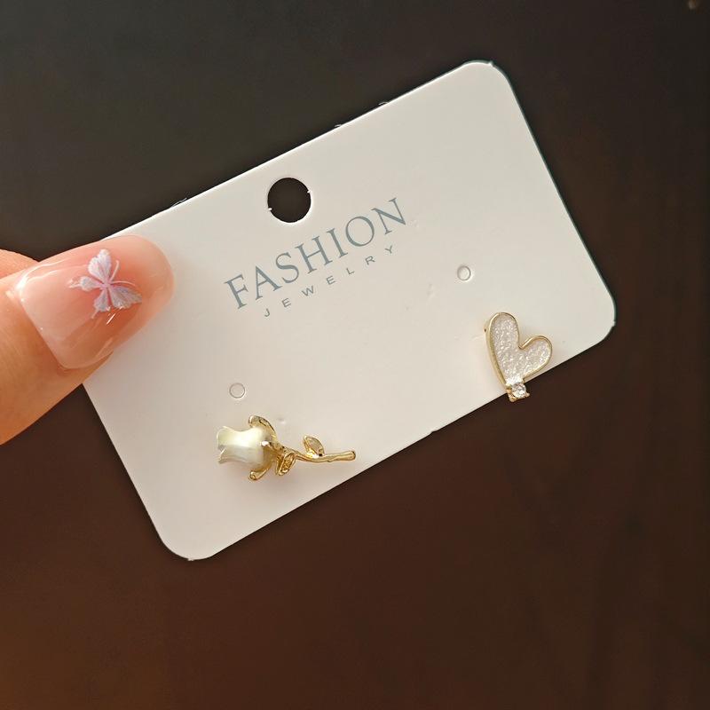 2024 Elegante Schlichte Blumenohrringe - Leichter Luxus-Mode