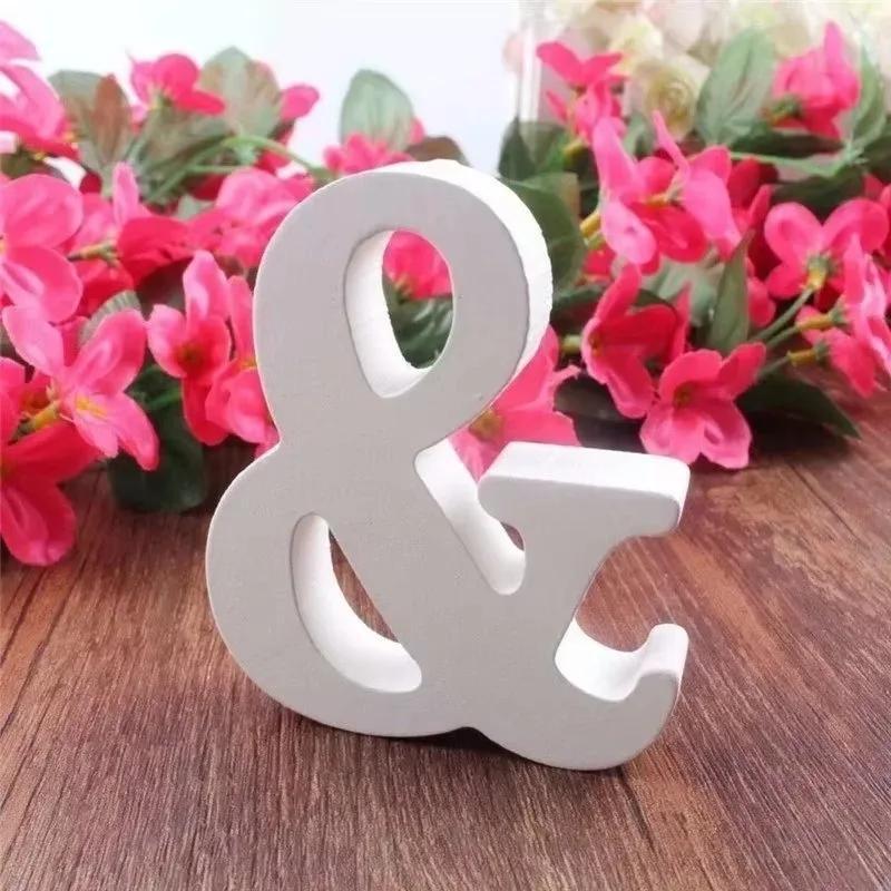 1Set ( 3Pcs )  Newest Design English Letters Mr&Mrs Wedding Decoration Present Table Centrepiece De Wedding Decor Miniatures