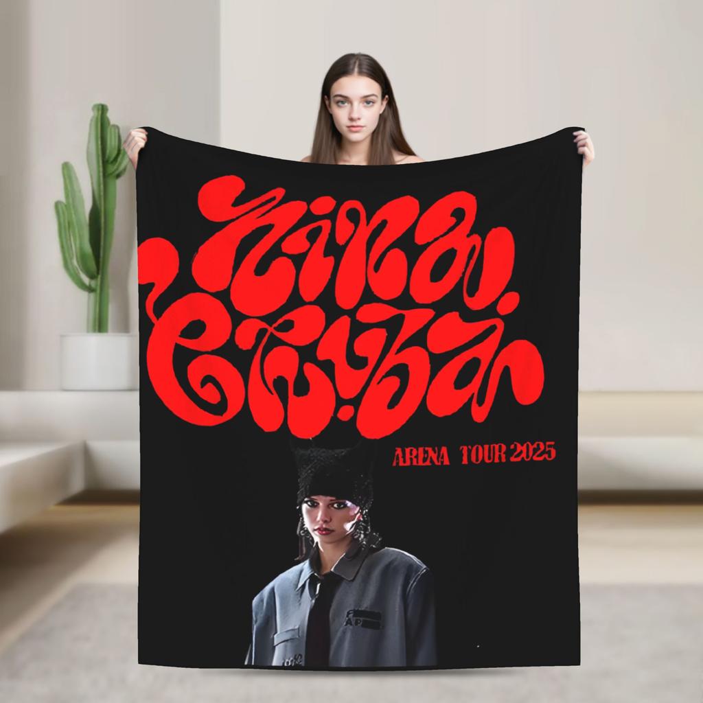 Nina Chuba Musik Sänger Decke Weiche Bedruckte Plüschdecke für Kinder Erwachsene Outdoor Flanell Bettdecke Bettbezug