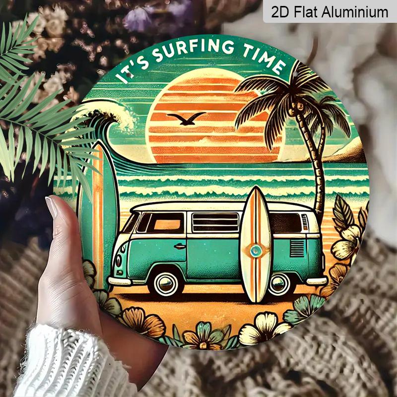 2D Flach, 1 Stück Rundes Aluminiumschild, "It's Surfing Time" Retro Strandbus-Design, Vintage Surfen & Palme Metall Wandkunst, Ideal für Strandhaus