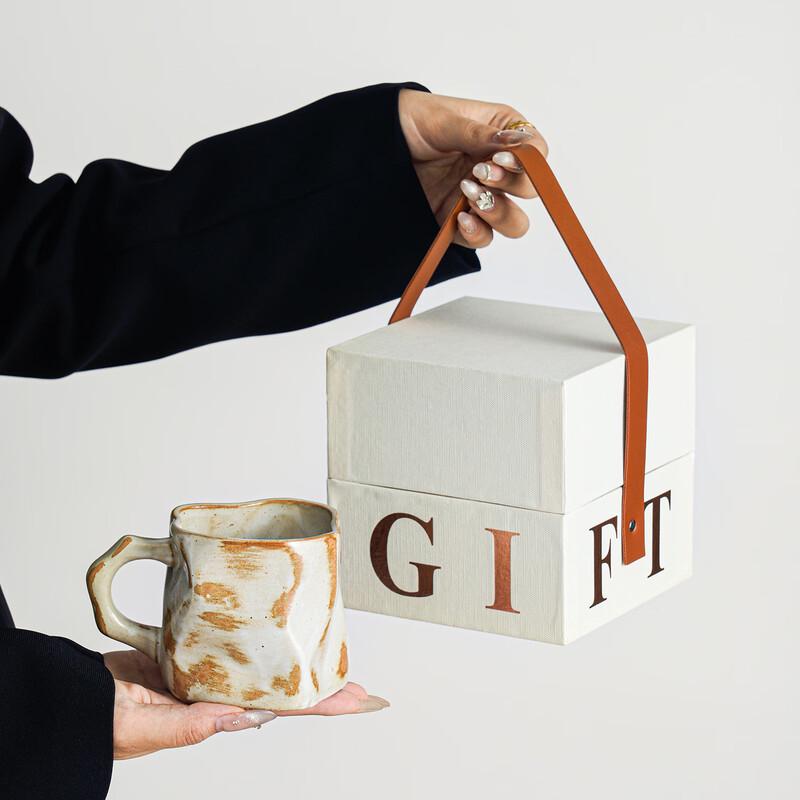 

OLOEY Kiln-Glazed Twisted Ceramic Mug