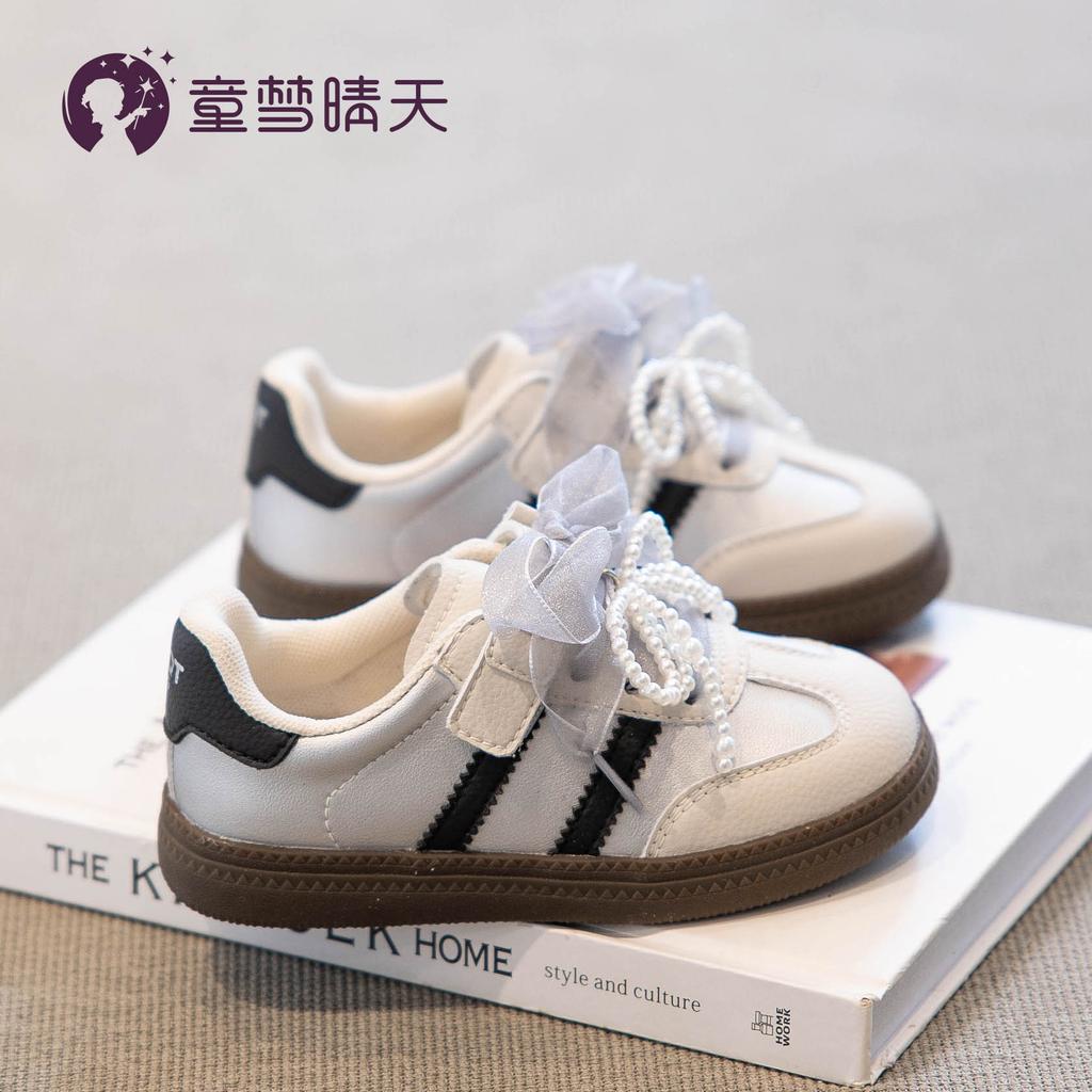 Children's Shoes Sports Shoes 2025 New Girls' Moral Training Shoes Retro Little Girl Board Shoes Autumn and Winter Middle and Old Children's Shoes