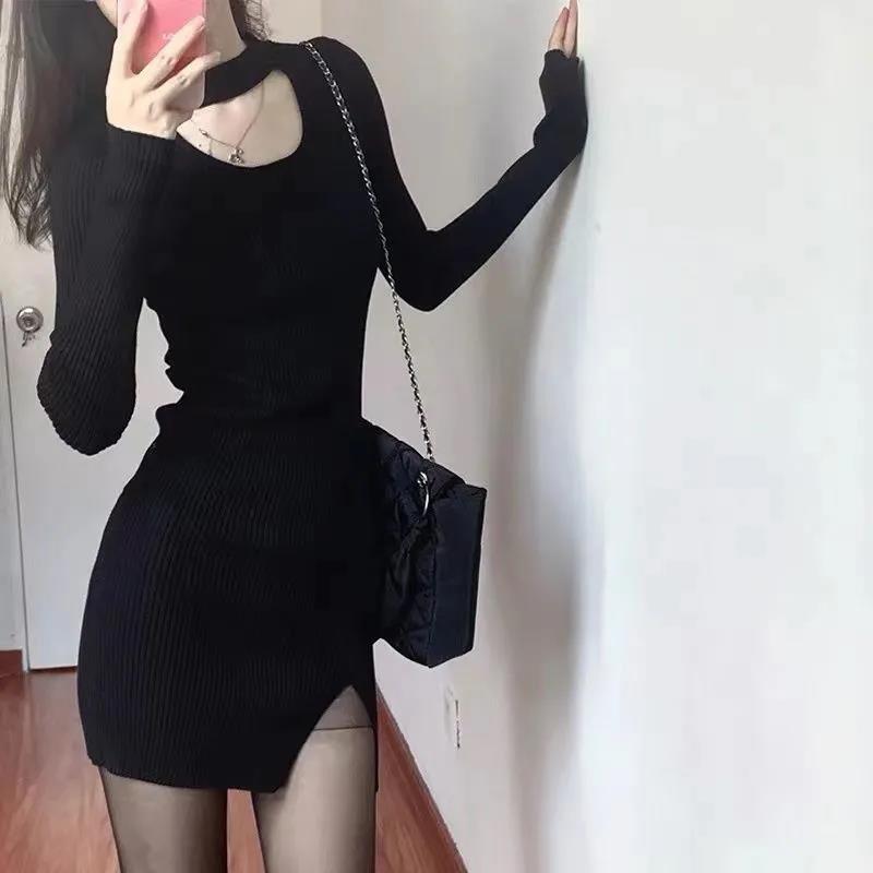 Slim and Slim Mid-length Dress for Women with Neck Exposed Collarbone Exposed