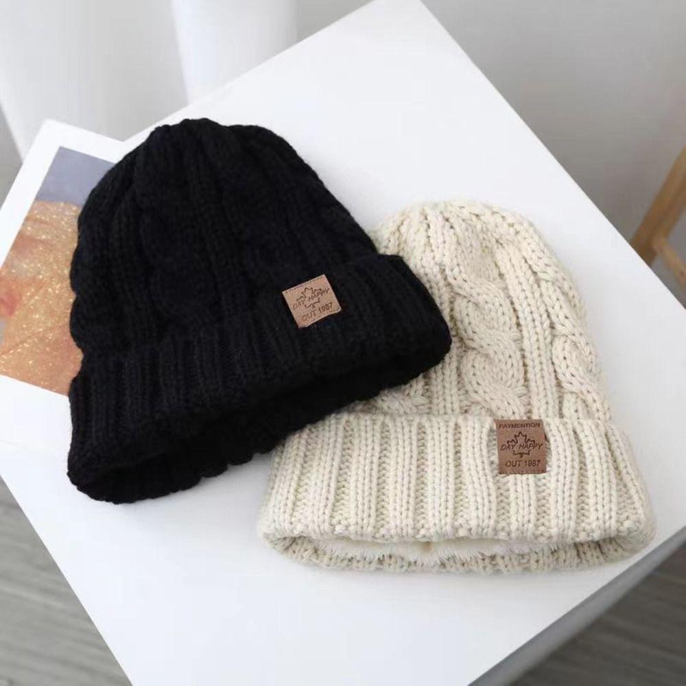 

Thickened Pullover Hat Warm Plush Beanie Soft Knitted Cap Female/Girls бежевий