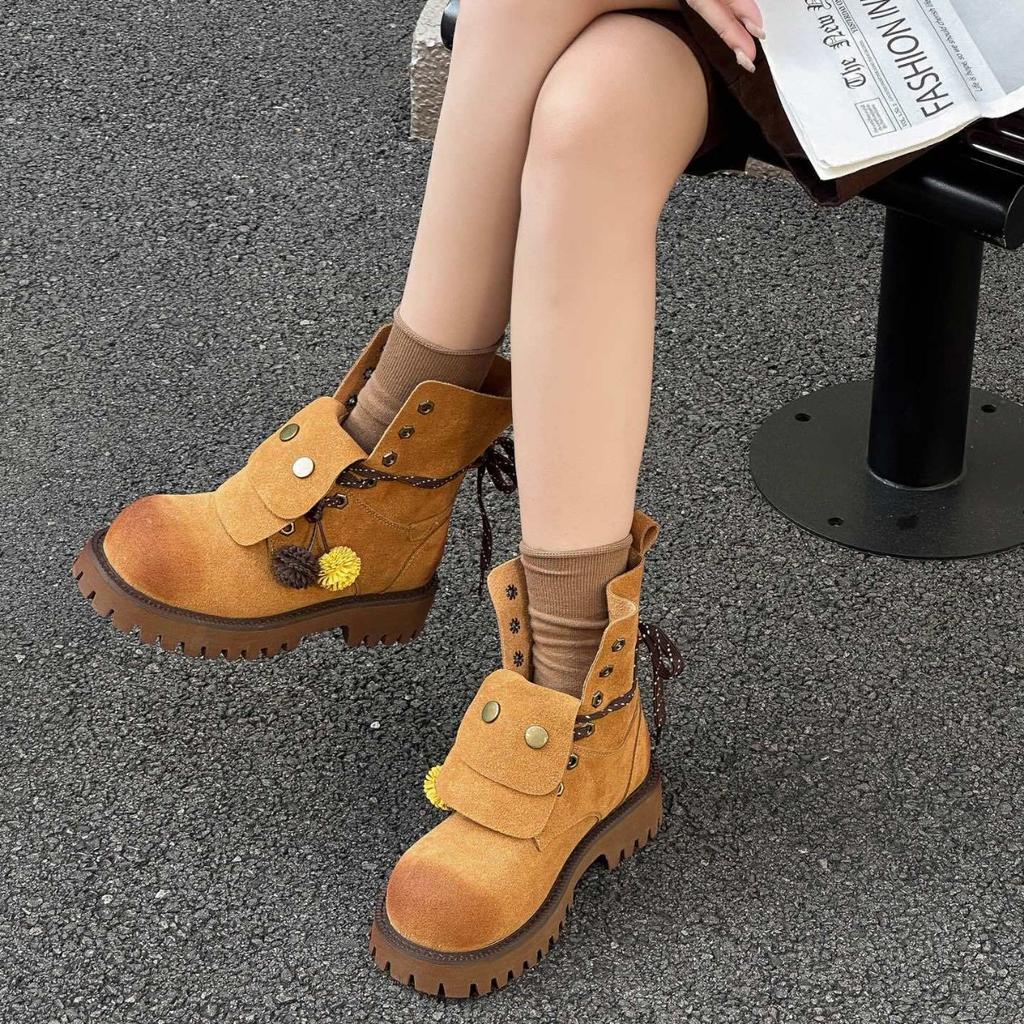 Retro Thick-soled Versatile Women 2025 Early Autumn New Versatile Soft-soled Medieval Hippie Fringed Three-wear Medium Tube Martin Boots