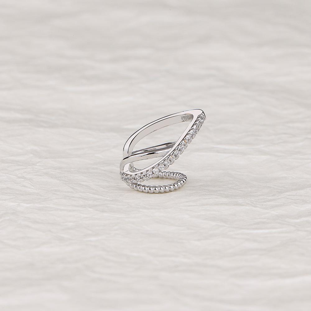 Clipsuri de urechi elegante cu zirconiu în formă de val: Stil european și american, nu este nevoie de piercing
