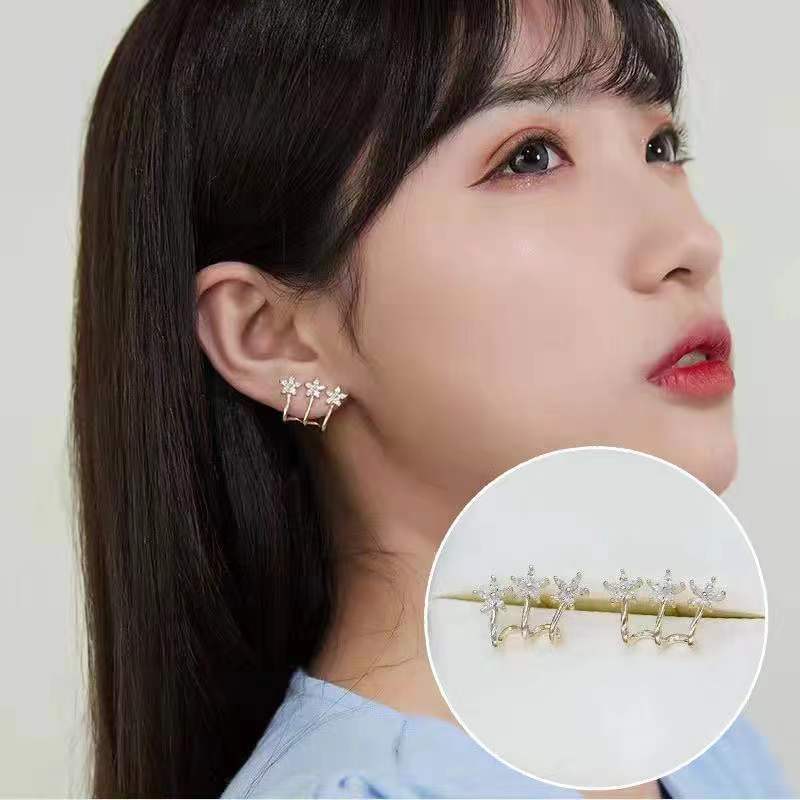 Three Small Flowers Simple Temperament Stone Stud Earrings Women