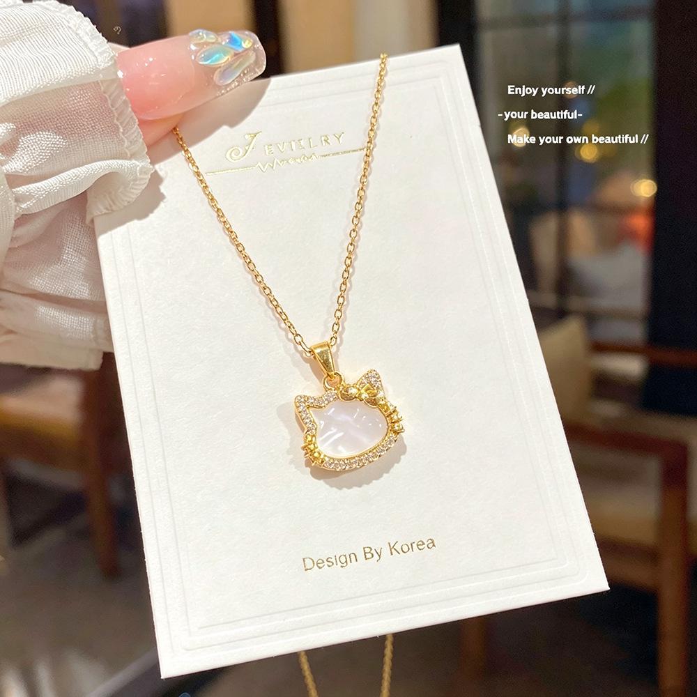 Charming Cat Choker Necklace with Faux Mother-of-Pearl Pendant - Simple, Elegant Design for Women