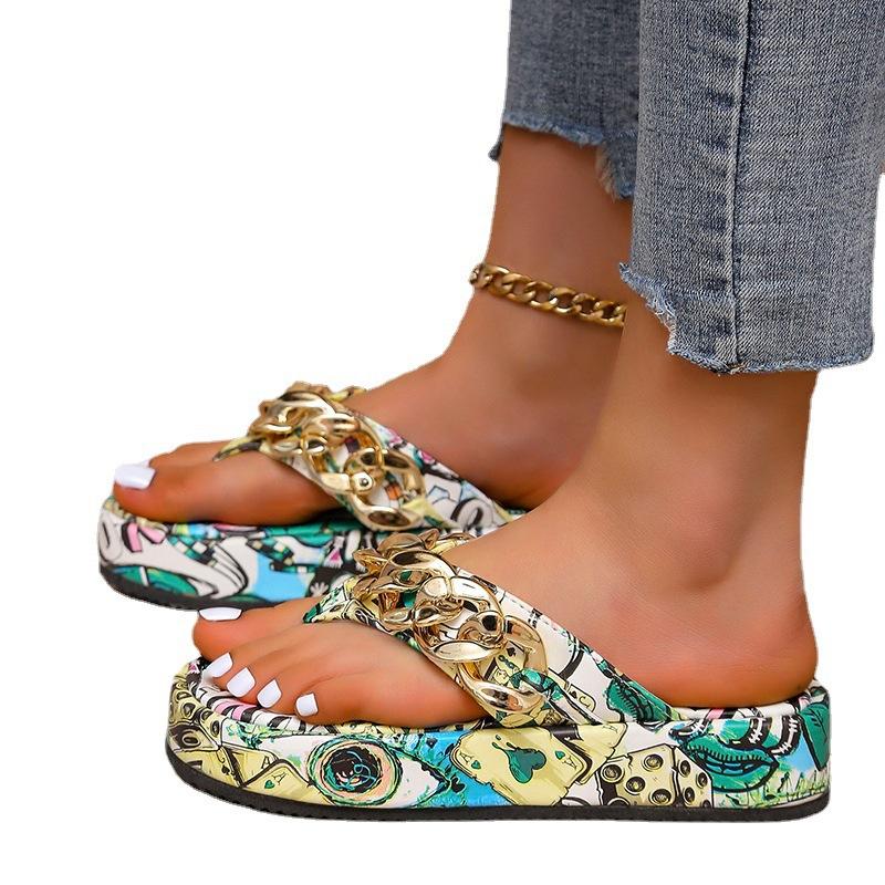 2025 summer foreign trade thick bottom round toe slippers women's European and American graffiti chain decorative flip-flops wish