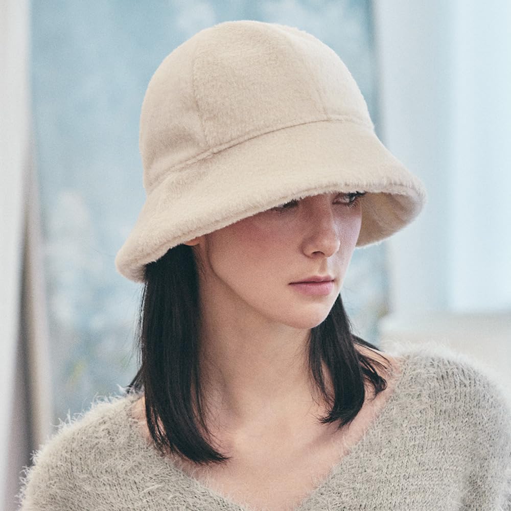 VA Stud Wool Bucket Hat Cream