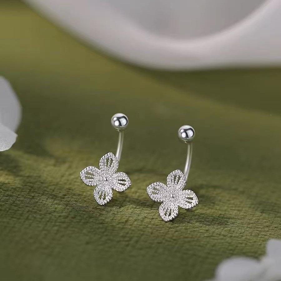 Elegant 925 Sterling Silver Flower Stud Earrings - Lightweight, High-End Women's Jewelry 2026