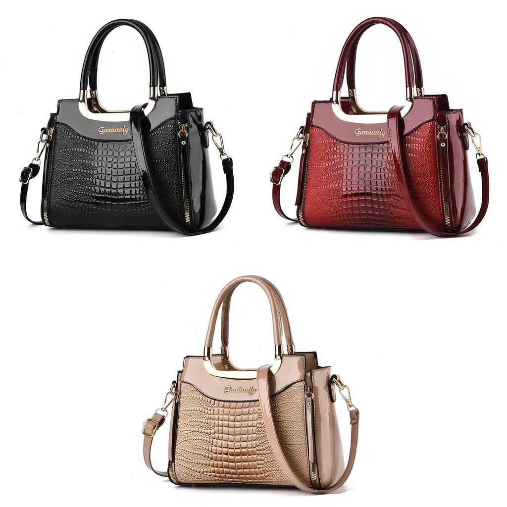 Trendy 2023 New Spring Summer Women's Fashionable Chic Atmosphere Simple Versatile Shoulder Crossbody Handbag