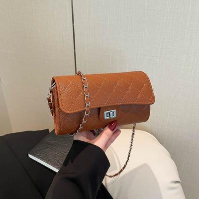 Nova bolsa feminina casual versátil de moda com textura alta, bolsa de ombro, bolsa mensageira, bolsa com corrente de diamante
