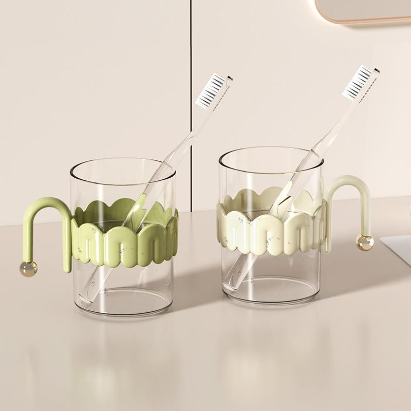 Transparent Mouthwash Cup Home Use Toothbrush Cup Couples' Wash Cup Simple Design Gargle Cup for Students & Everyday Use
