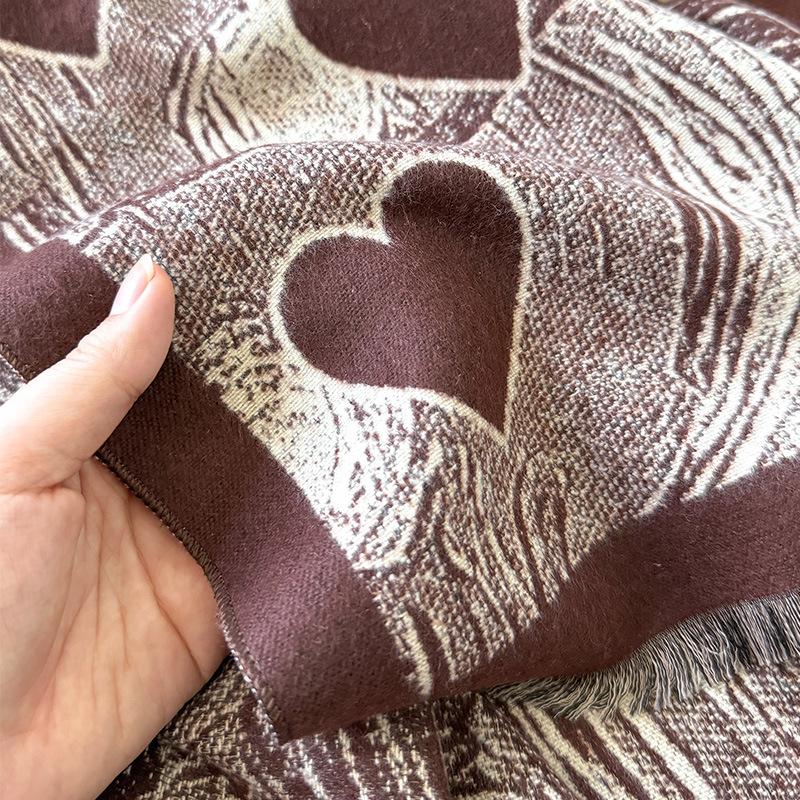 Imitation Cashmere Love Pattern Retro Style Texture Printing Thickened Warm Scarf Shawl