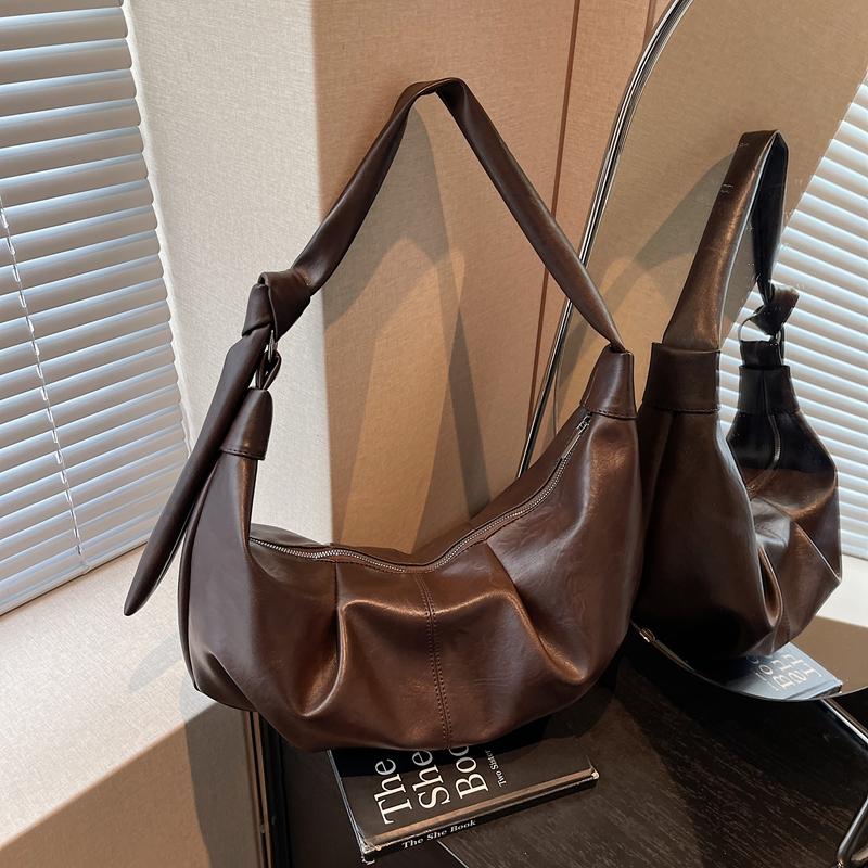 Large Capacity Hobo Bag Women's Vintage Pleated Shoulder Bag Commuter Crossbody Bag