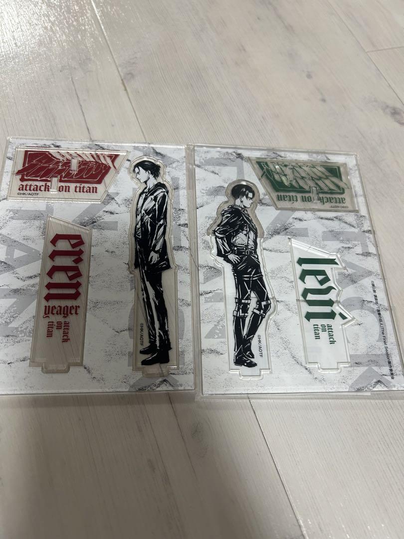 

[USED] Attack on Titan Acrylic Stand TSUTAYA