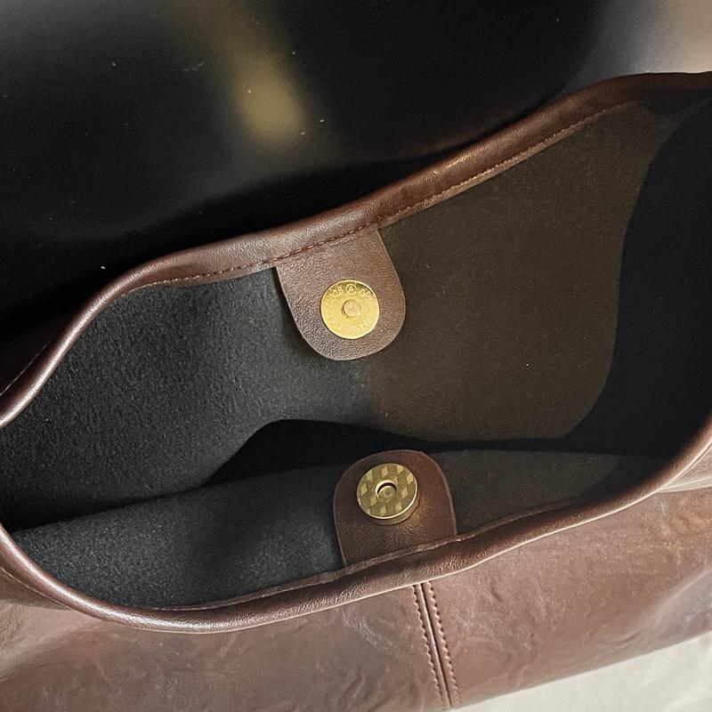 Vintage Commuter Large Capacity Bag Women's Soft Leather Shoulder Bag Underarm Tote Bag
