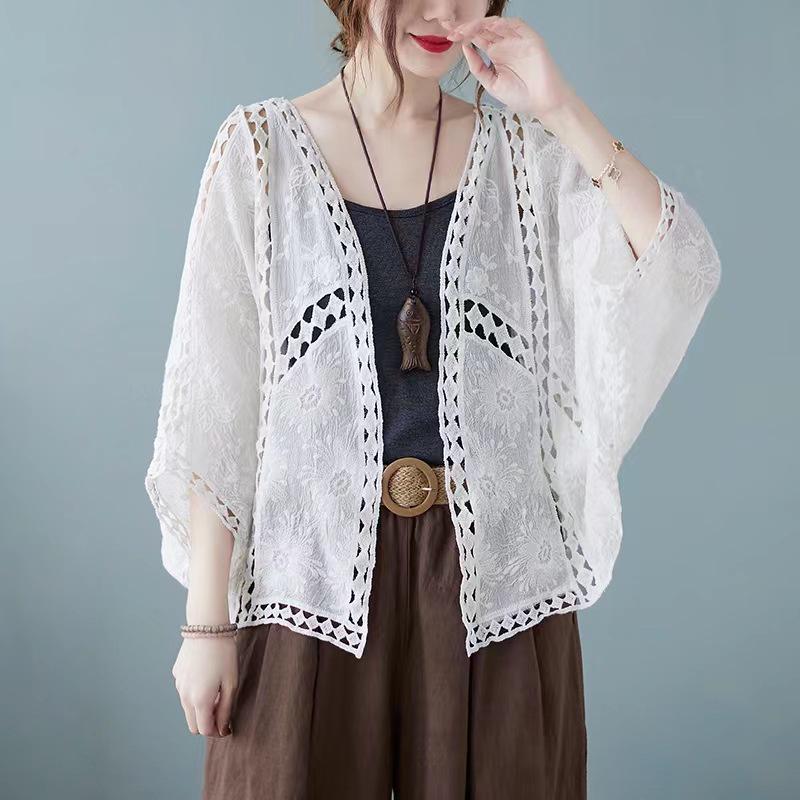 Korean-Style Women's Hollow Lace Batwing Sleeve Cotton Cardigan - Summer Retro Long Sleeve Top