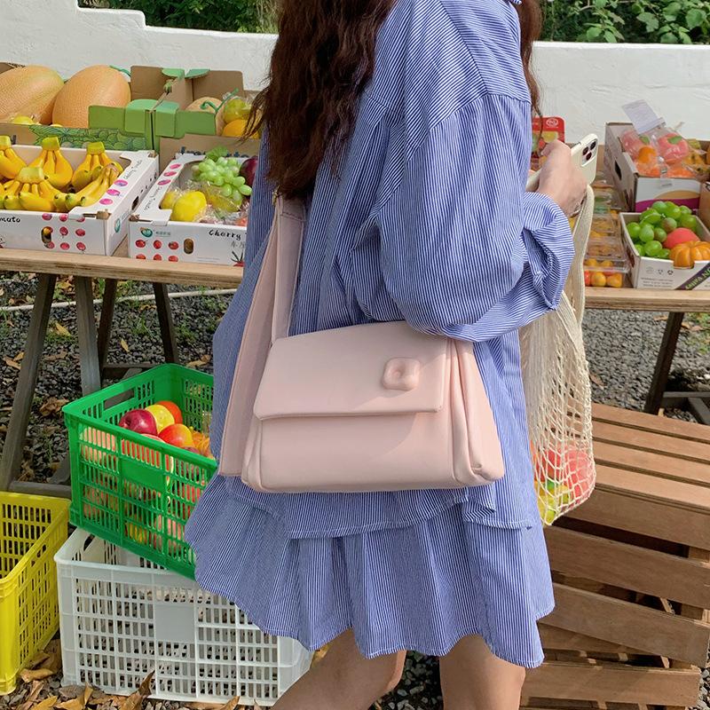 New Women's Bag Texture Niche Design Soft Cloud Bag Crossbody Small Square Bag Casual Versatile Shoulder Bag
