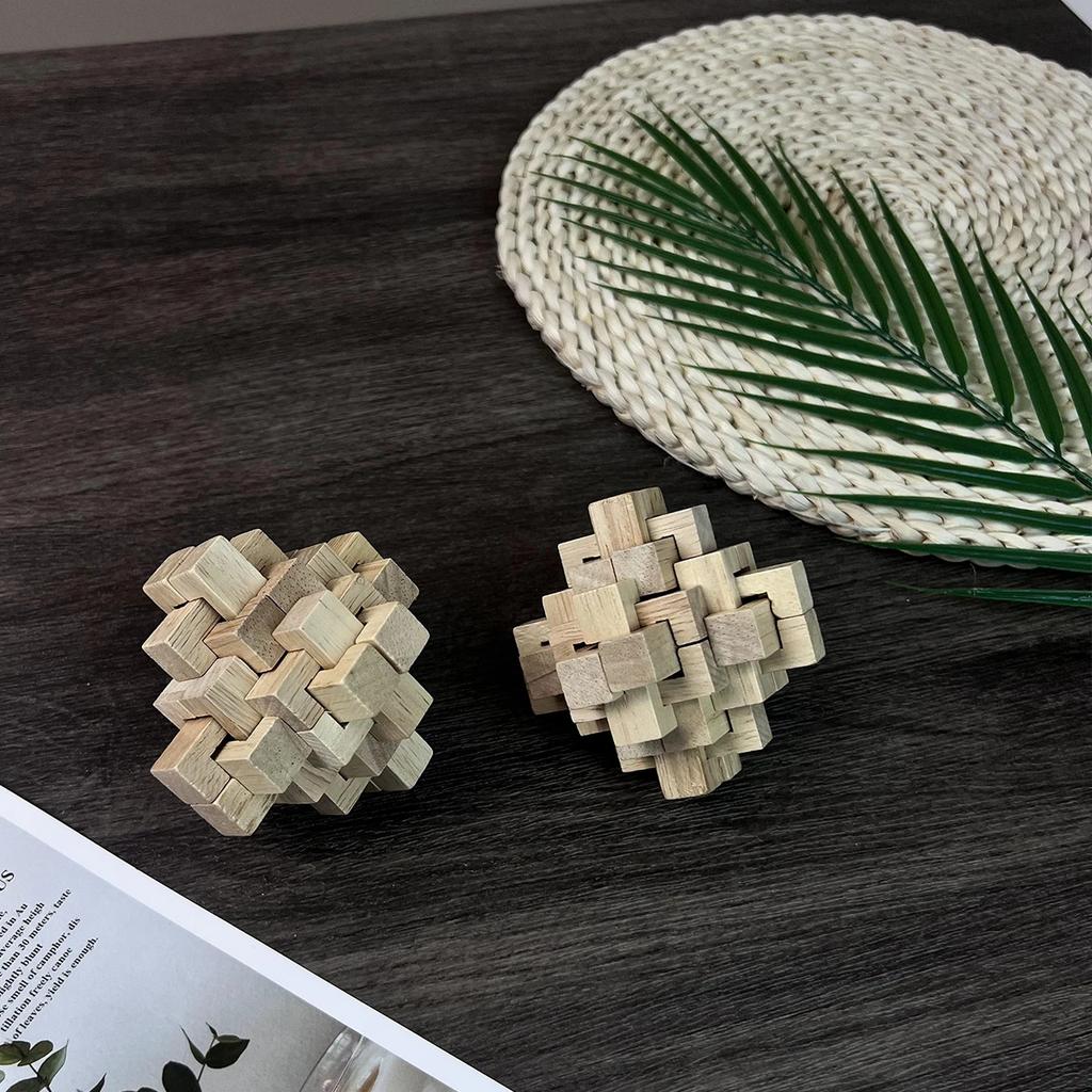 1pc-Wooden Kongming Lock Puzzle Toys - Enhances Cognitive Ability, and Boosts Creativity - Ideal for Learning and Entertainment