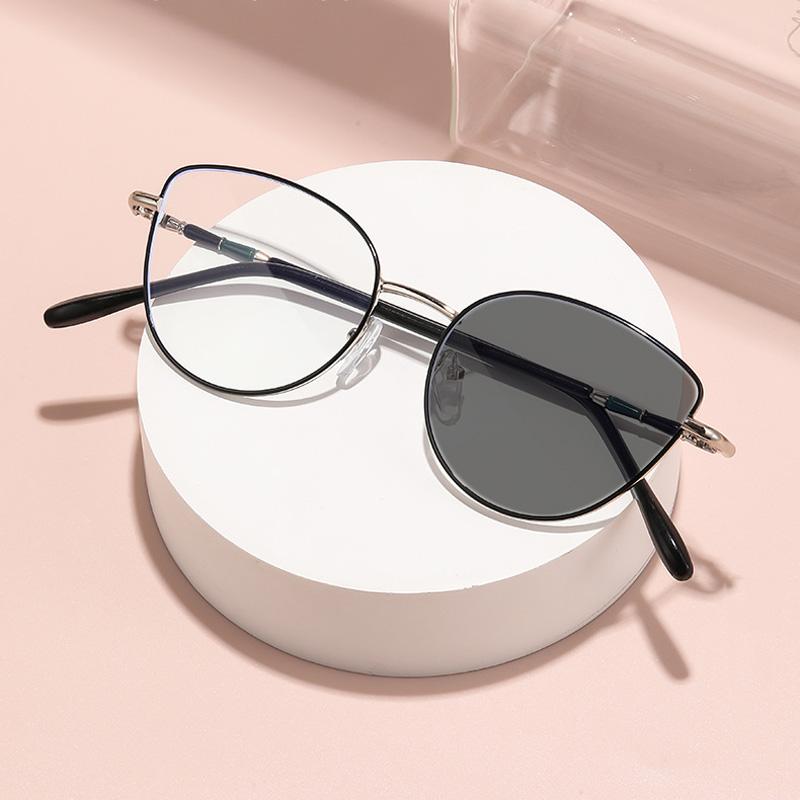 Cat Eye Photochromic Myopia Glasses Fashionable Small Frame Near Sight Eyewear Anti Blue Light Color Change Eyeglasses