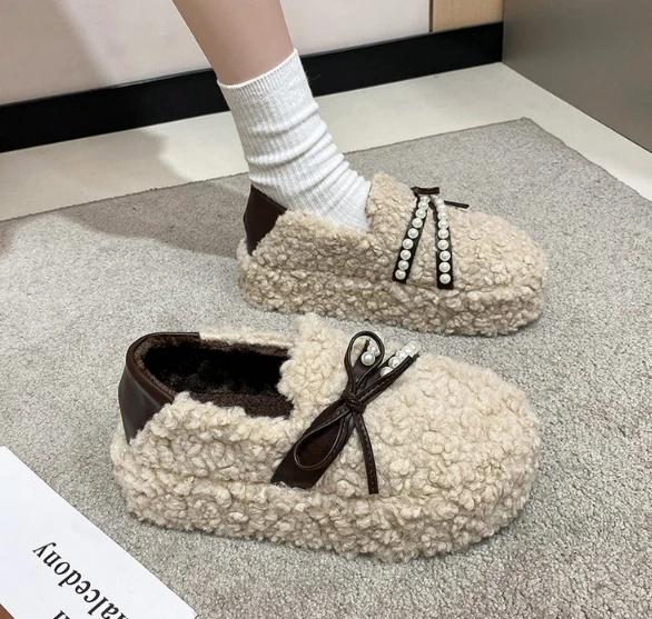 Fashion Luxury Sheep Fur Lined Loafers Women Lambswool Shoes Ladies Winter Slip On Furry Flats Cotton Wool Mocasine Femme Barefoot Boots