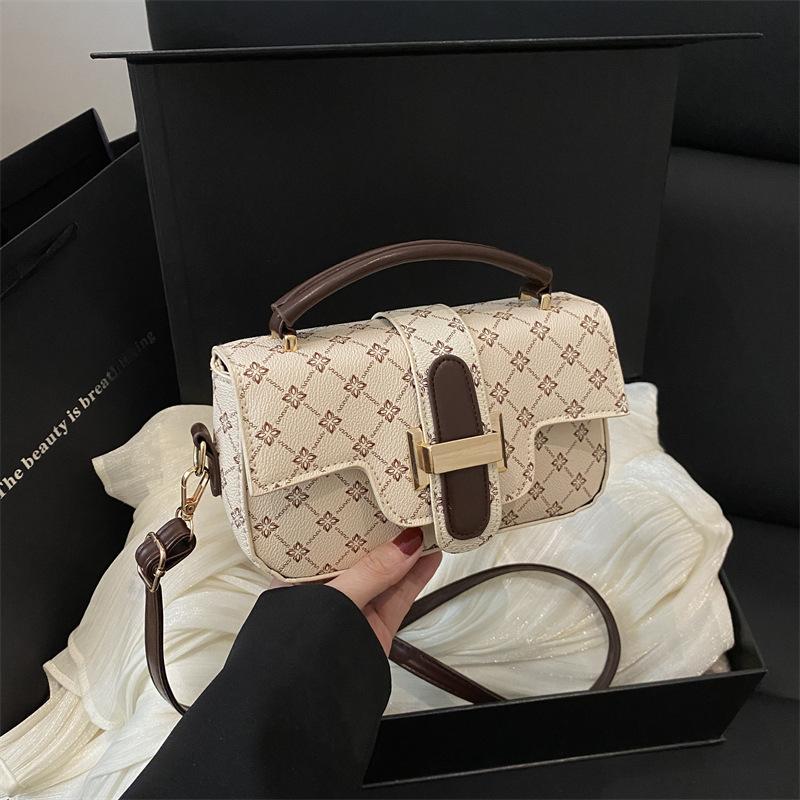 High sense retro fashion handbag new niche high sense small square bag commuter shoulder bag messenger bag