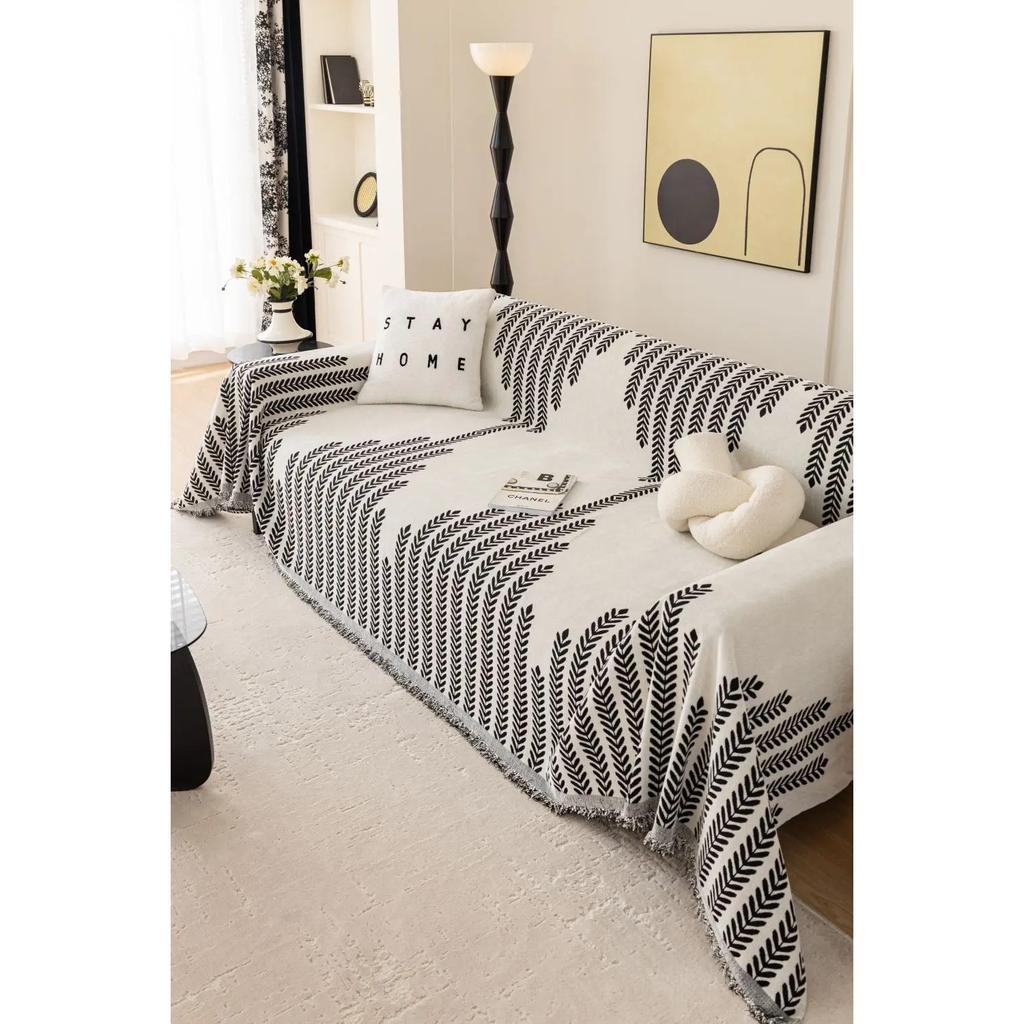 Summer Camping Picnic Wicker Blanket Cover Sense Of Ice  Chenille Sofa Cover Throw Blankets Living Room Couple Position