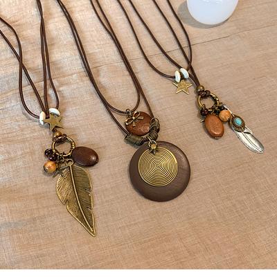 New Retro Feather Necklace, Ethnic Style, Layered Bead, Collarbone Chain, Long Bohemian Accessory