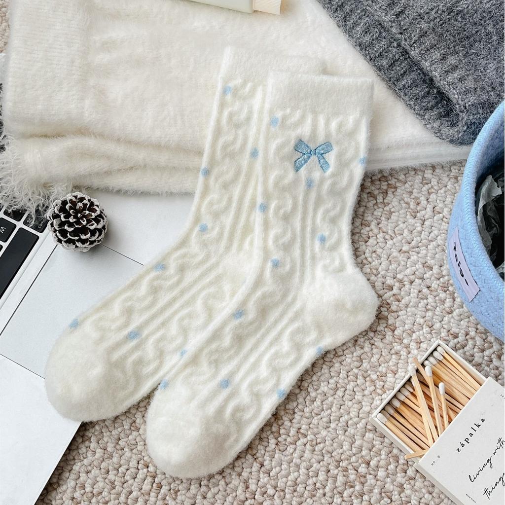 Super Winter Bear Warmth Thickened Bow Australian Velvet Cartoon Winter Sleep Socks Mid-Tube Embroidered Blue