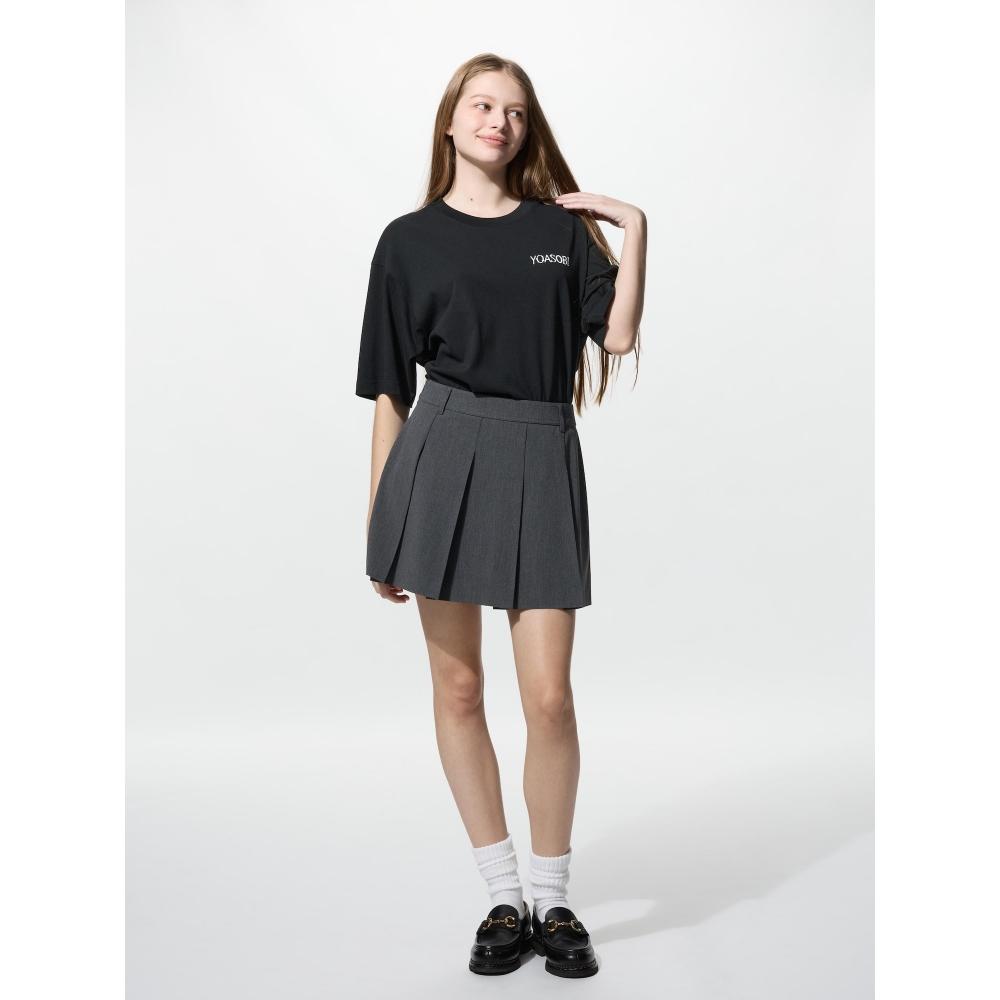 Uniqlo YoAsobi UT  GrAphic T  A