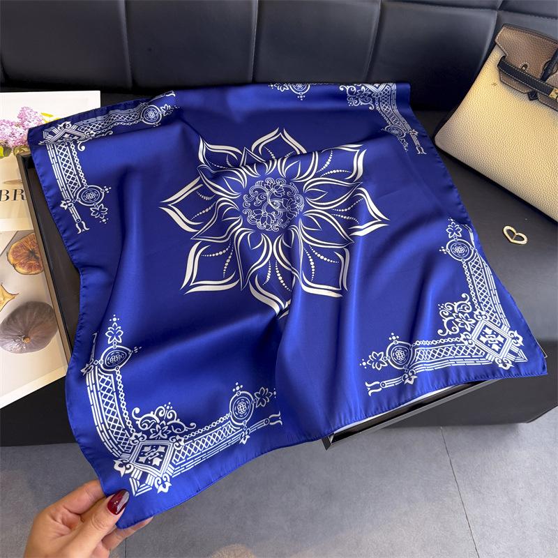 Classic Blue Print Silk Square Scarf Women's Fashionable and Versatile High-end Scarfs Bag Clothing Accessories 70cm Kerchief