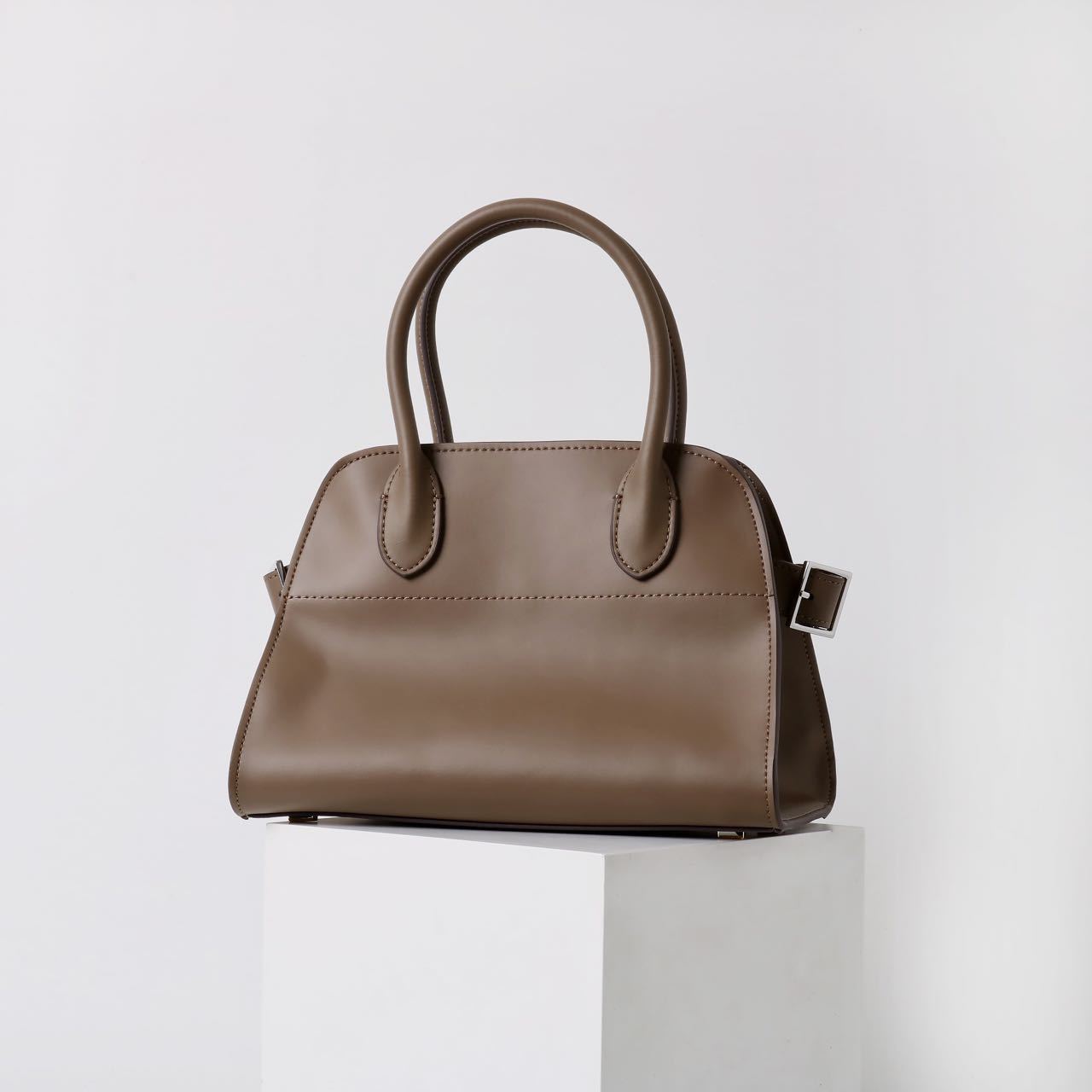 

Cowhide bag 2025 new large-capacity tote bag leather versatile commuter shoulder handbag women s large-capacity 40cm