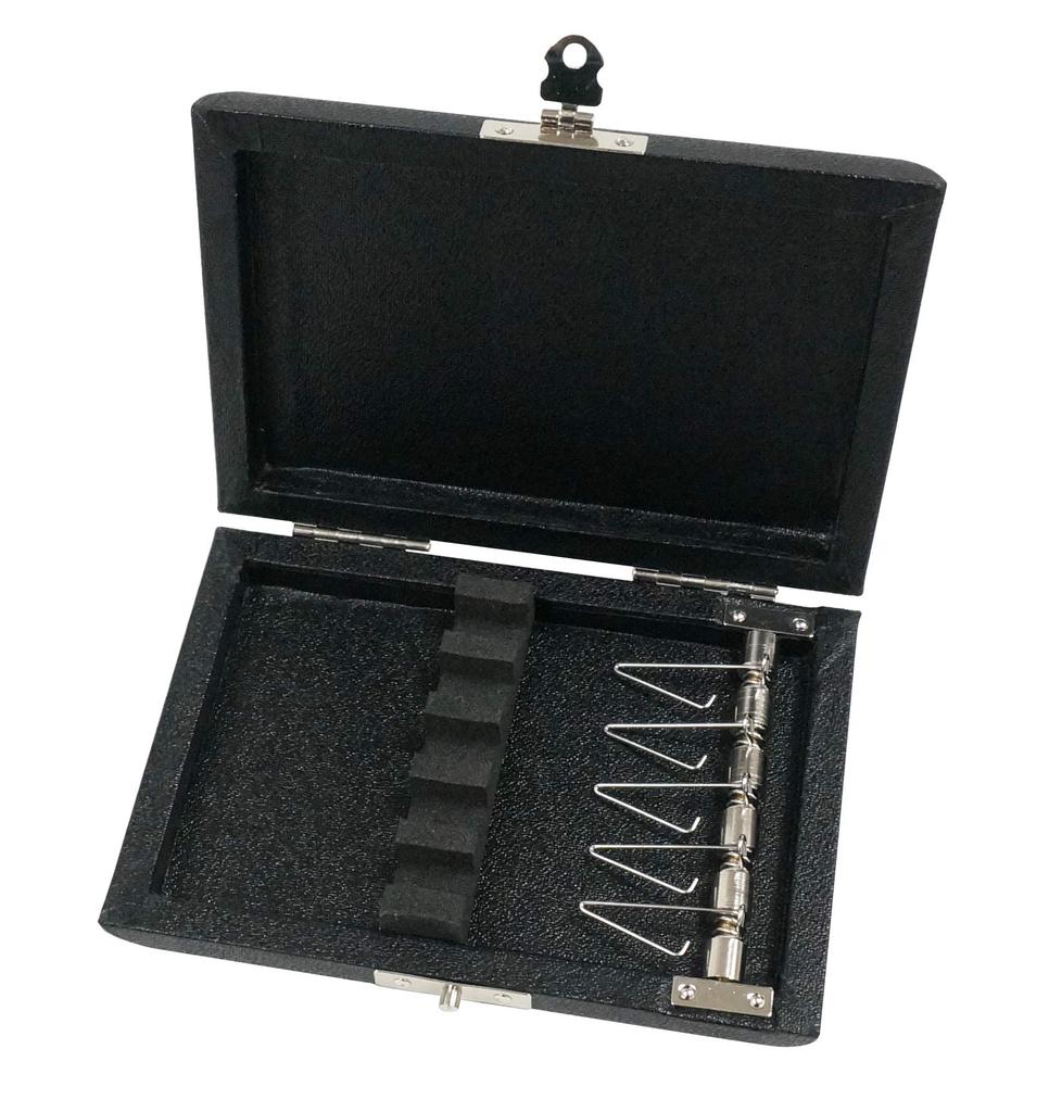 Marigaux Oboe Reed Holds 5 Black Case, Spring-Loaded, Reeds, Color