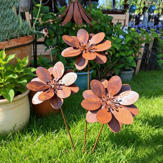 Rusty Flower Garden Stake Iron Flower Yard Art Stake Outdoor Flower Decoration for Backyard Lawn Planter Flower Bed