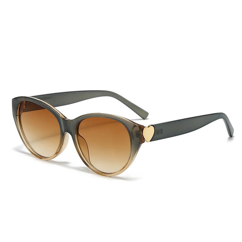 

Women Sunglasses Lovely Heart Shape Decoration Cat Eye Sun Glasses Trendy Casual Outdoor Accessory Eyewear Multiple Color Option As picture