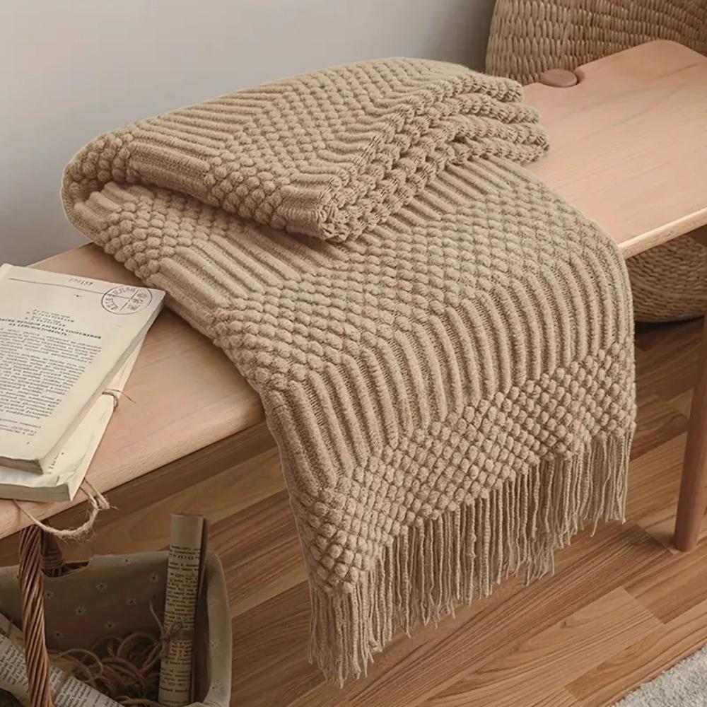 Atmungsaktive nordische Strickdecke Hautfreundliche Nickerchen-Decke Universelle Sofa-Karodecke Hotel