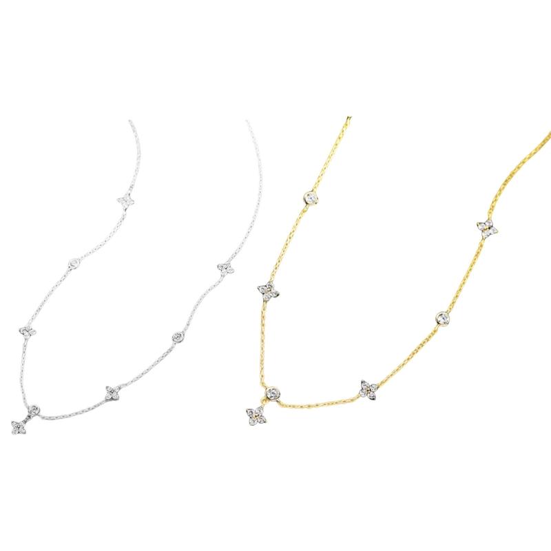 Sparkling Necklace Fashion Four Leaf Plant Pendant Necklace Neck Jewelry Perfect for Youthful Couple or Close Friend